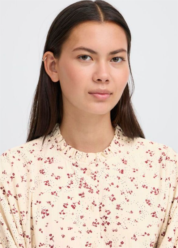 BLUSA FLORAL DE I C H I