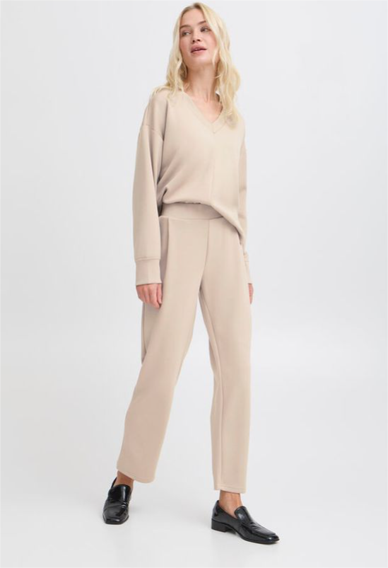 PANTALÓN RECTO, TIPO CHANDAL DE b.young