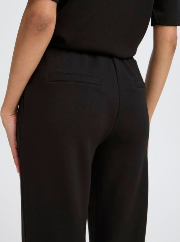 PANTALÓN RECTO, TIPO CHANDAL DE b.young
