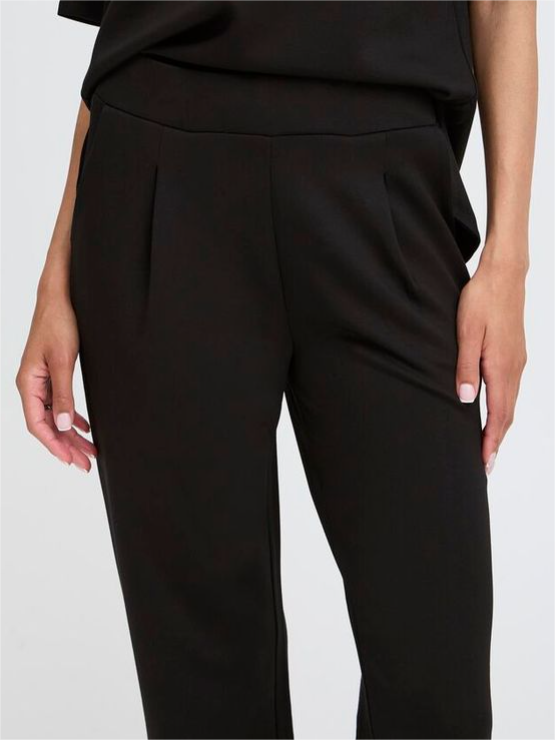 PANTALÓN RECTO, TIPO CHANDAL DE b.young