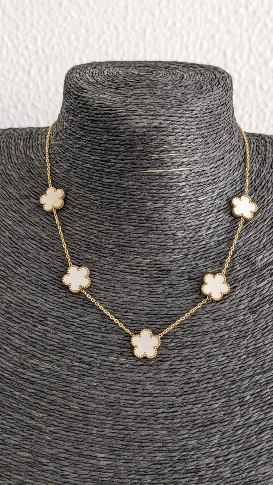 COLLAR TREBOL