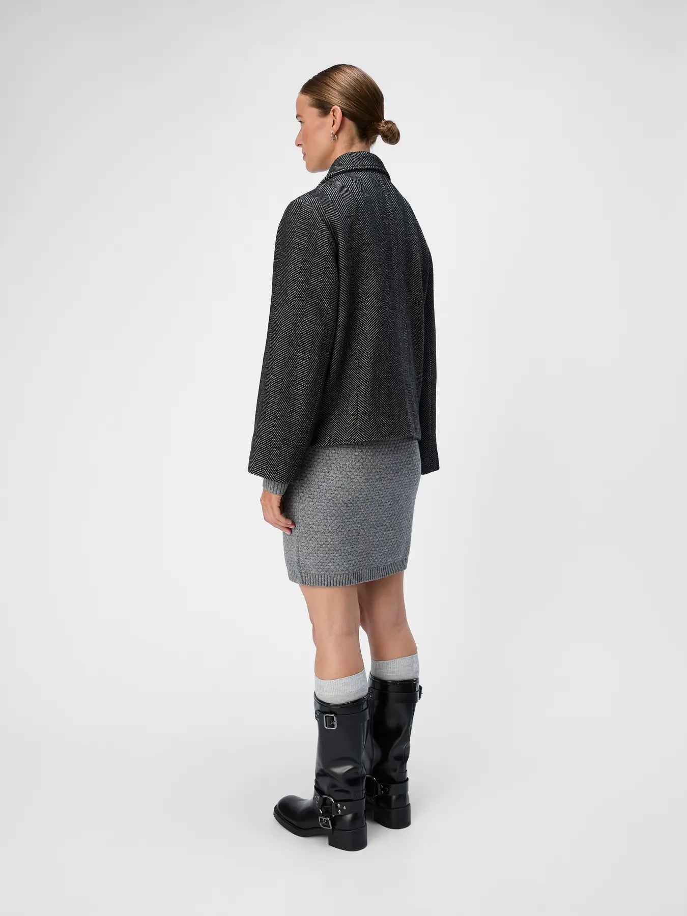 Abrigo corto de espiga gris humo · Object