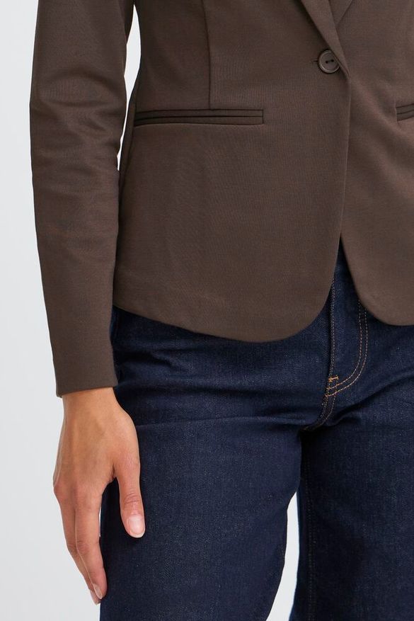 Americana- Kate · I C H I