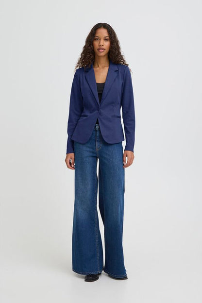 Americana- Kate · I C H I